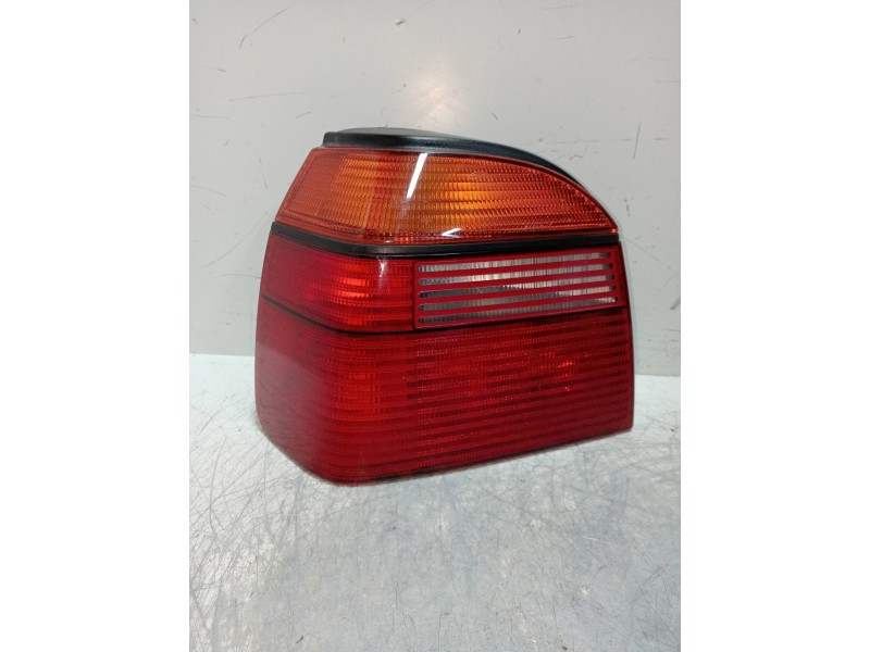 Recambio de piloto trasero izquierdo para volkswagen golf iii berlina (1h1) 1.6 referencia OEM IAM   