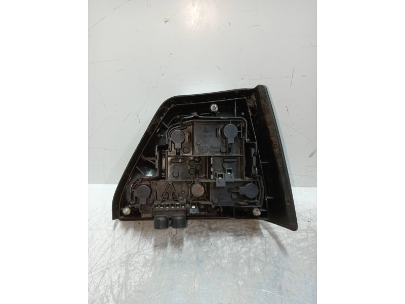 Recambio de piloto trasero izquierdo para volkswagen golf ii (191/193) cl referencia OEM IAM   