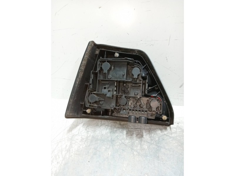 Recambio de piloto trasero derecho para volkswagen golf ii (191/193) cl referencia OEM IAM   