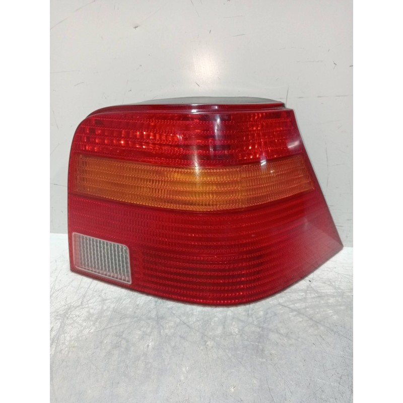 Recambio de piloto trasero derecho para volkswagen golf iv berlina (1j1) 1.9 tdi referencia OEM IAM   