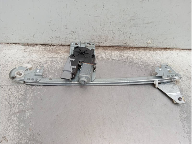 Recambio de elevalunas trasero izquierdo para peugeot 307 break/sw (s2) 1.6 16v cat referencia OEM IAM 965988 116329 5P