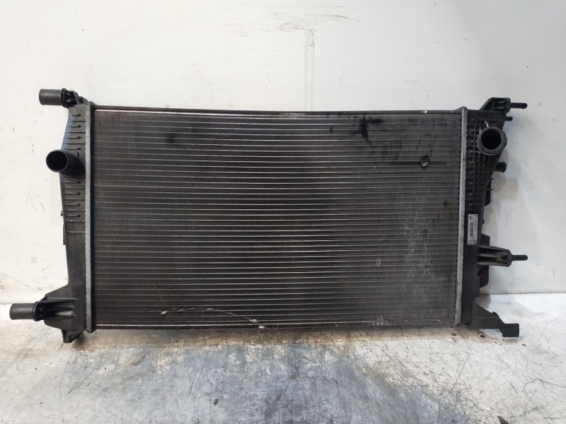 Recambio de radiador agua para renault megane iii berlina 5 p business referencia OEM IAM 214105150R  