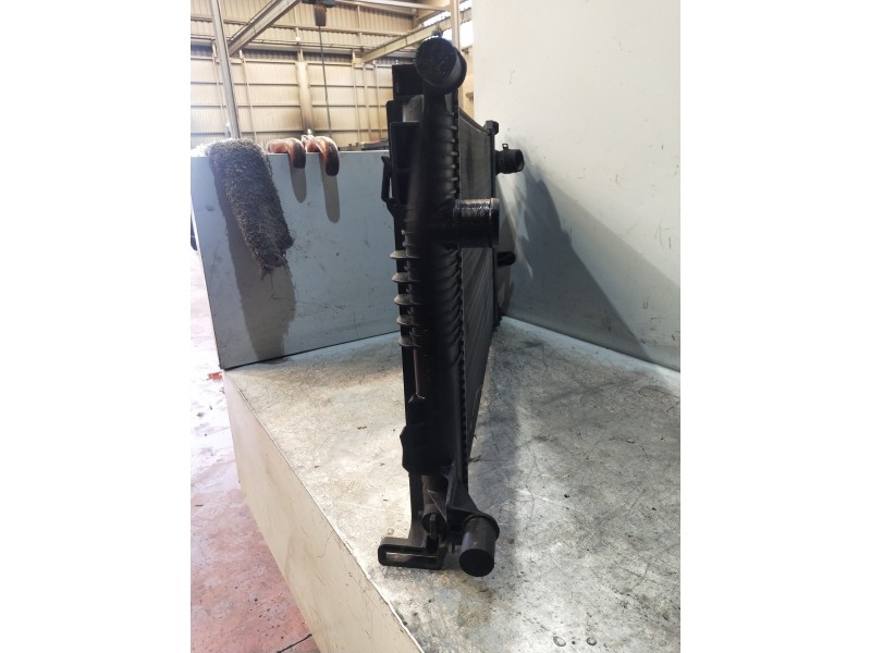 Recambio de radiador agua para renault megane iii berlina 5 p business referencia OEM IAM 214105150R  