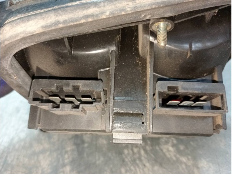 Recambio de piloto trasero derecho interior para volkswagen passat berlina (3a2) 1.8 referencia OEM IAM   