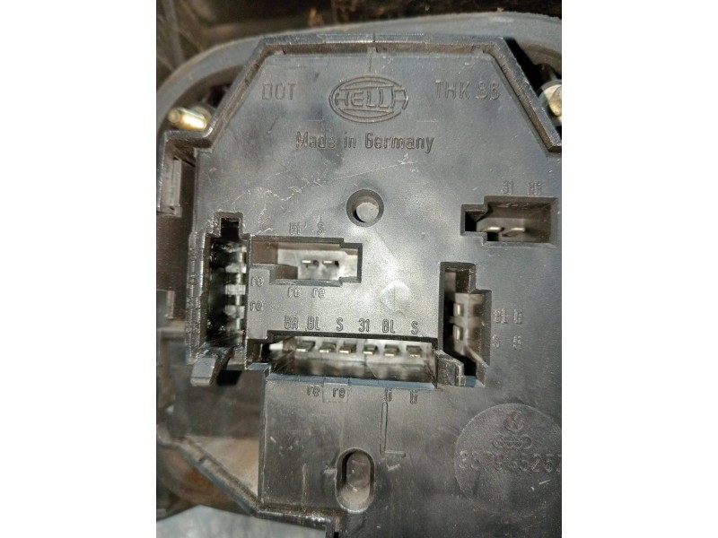 Recambio de piloto trasero izquierdo para volkswagen passat berlina (3a2) 1.8 referencia OEM IAM   