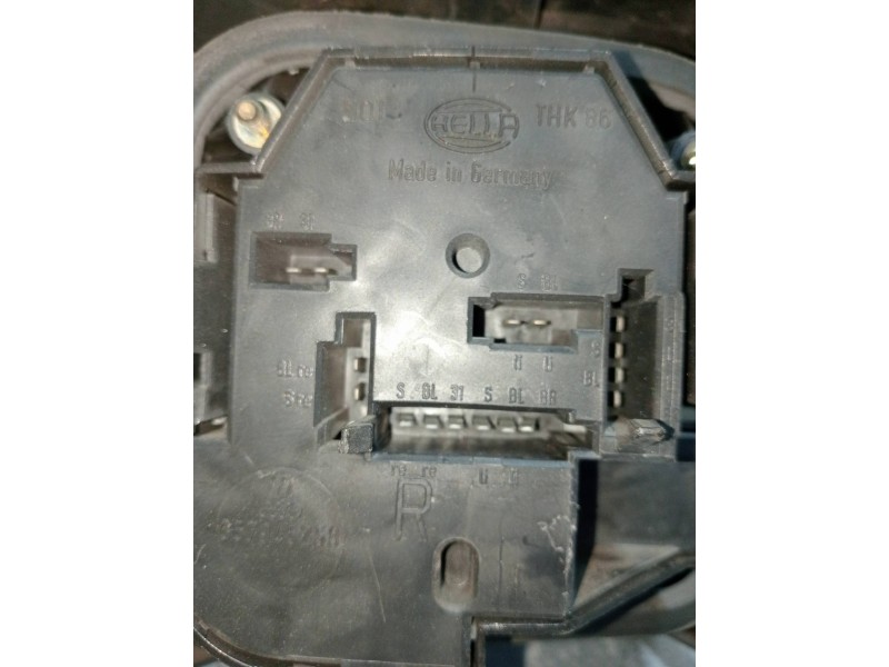 Recambio de piloto trasero derecho para volkswagen passat berlina (312) 1.8 referencia OEM IAM   