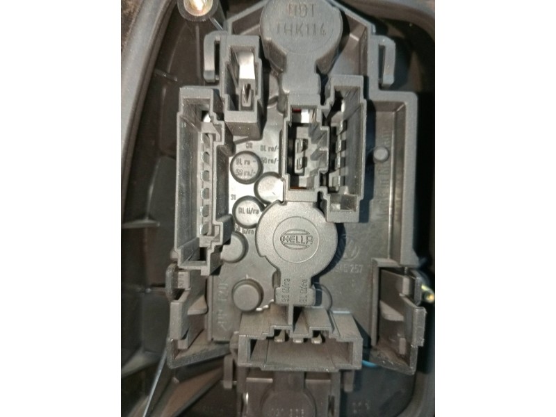 Recambio de piloto trasero derecho para volkswagen passat berlina (3a2) 1.9 tdi referencia OEM IAM 3A5945112B  