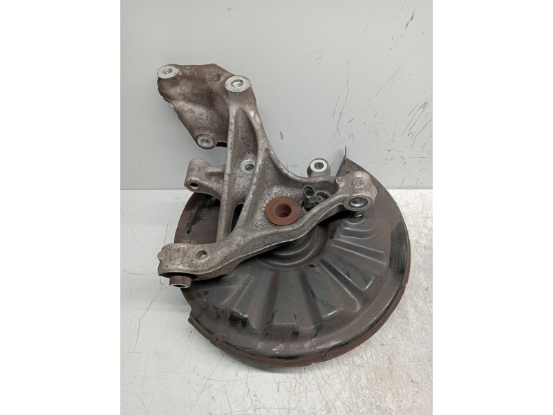 Recambio de mangueta trasera derecha para skoda superb (3v3) active referencia OEM IAM   