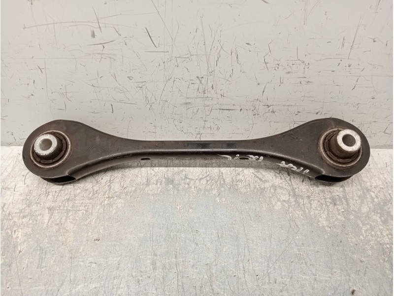 Recambio de brazo suspension superior trasero derecho para skoda superb (3v3) active referencia OEM IAM 5Q0501529F  