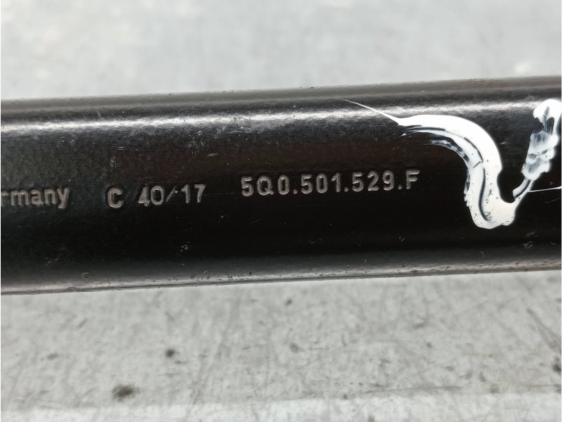 Recambio de brazo suspension superior trasero derecho para skoda superb (3v3) active referencia OEM IAM 5Q0501529F  