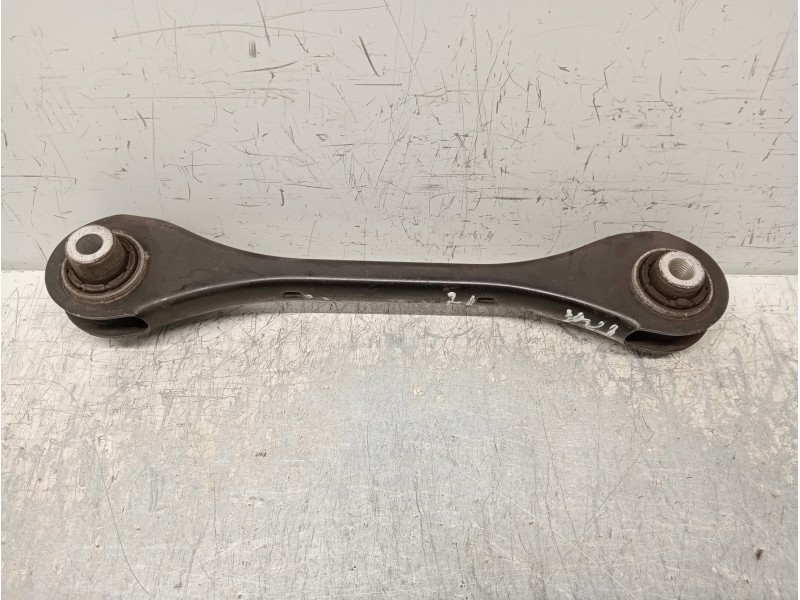 Recambio de brazo suspension superior trasero izquierdo para skoda superb (3v3) active referencia OEM IAM 5Q0501529F  