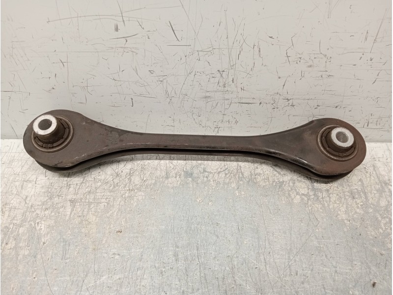 Recambio de brazo suspension superior trasero izquierdo para skoda superb (3v3) active referencia OEM IAM 5Q0501529F  