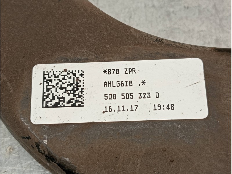 Recambio de brazo suspension superior trasero derecho para skoda superb (3v3) active referencia OEM IAM 5Q0505323D  