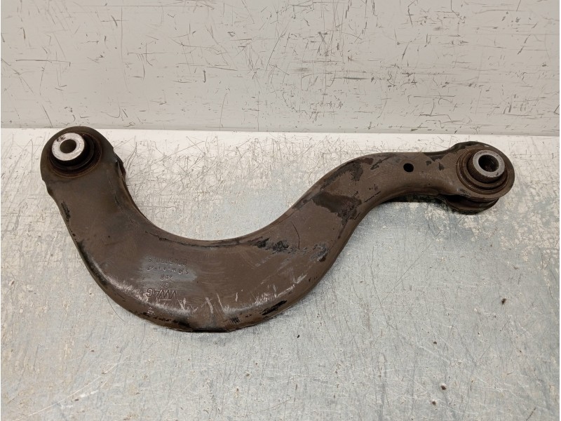 Recambio de brazo suspension superior trasero izquierdo para skoda superb (3v3) active referencia OEM IAM 5Q0505323D  