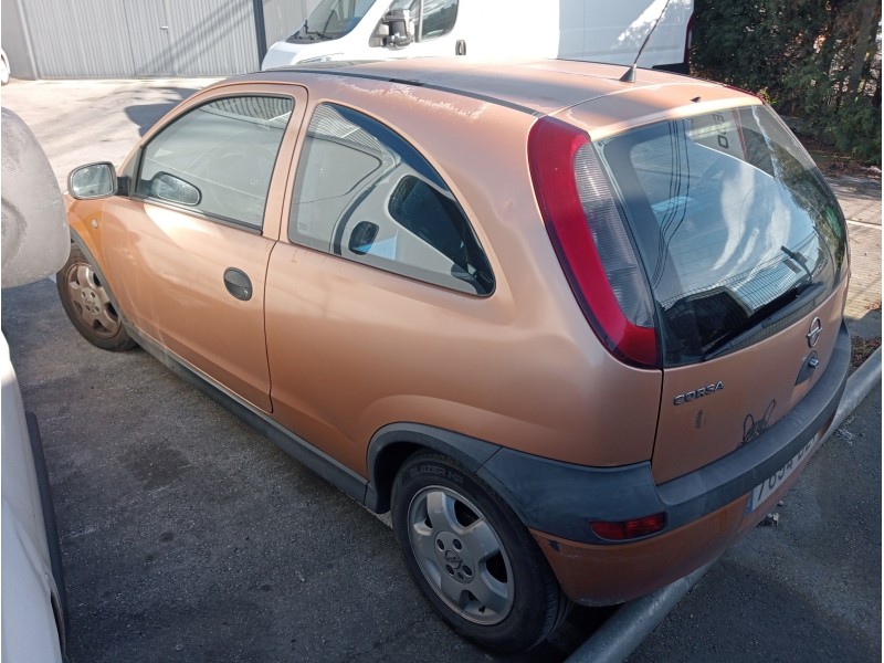 opel corsa c del año 2002