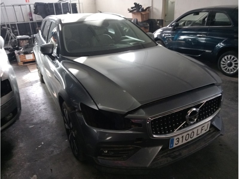 volvo v60 cross country del año 2020