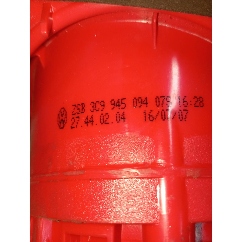 Recambio de piloto trasero derecho interior para volkswagen passat variant (3c5) 2.0 tdi referencia OEM IAM 3C9945094  