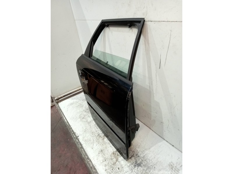 Recambio de puerta trasera derecha para audi a4 avant (8e) 2.0 tdi referencia OEM IAM   5P