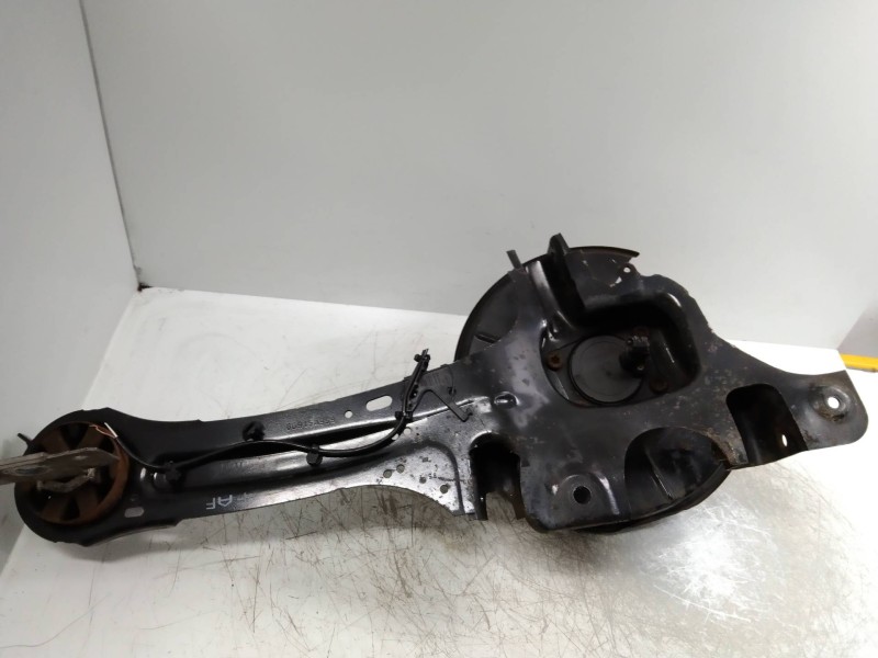 Recambio de mangueta trasera derecha para ford mondeo ber. (ca2) trend referencia OEM IAM   