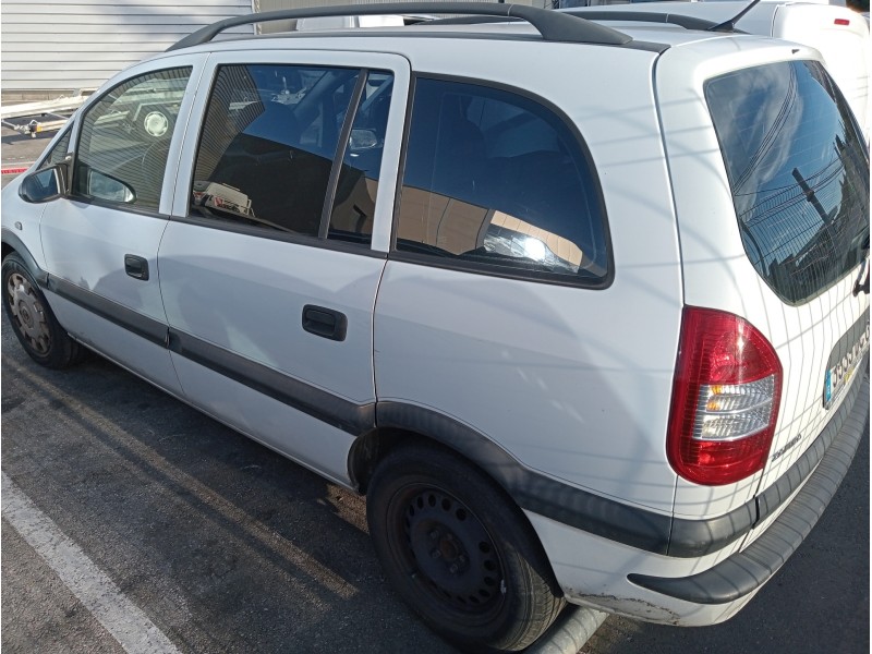 opel zafira a del año 2004