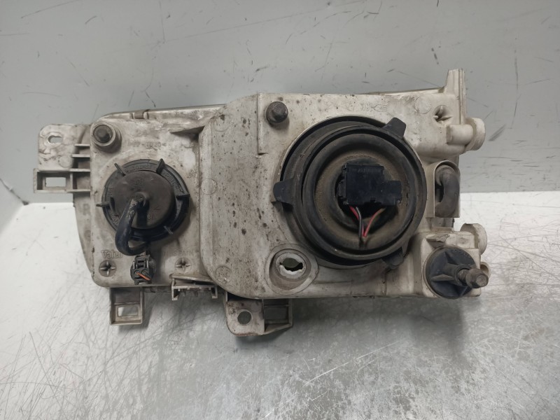 Recambio de faro derecho para nissan serena (c23m) 2.0 slx diesel referencia OEM IAM   