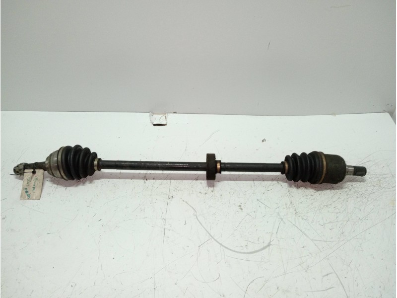 Recambio de transmision delantera derecha para hyundai pony (x2) 1.5 ls referencia OEM IAM    Recambio de transmision delantera derecha para hyundai pony (x2) 1.5 ls referencia OEM IAM