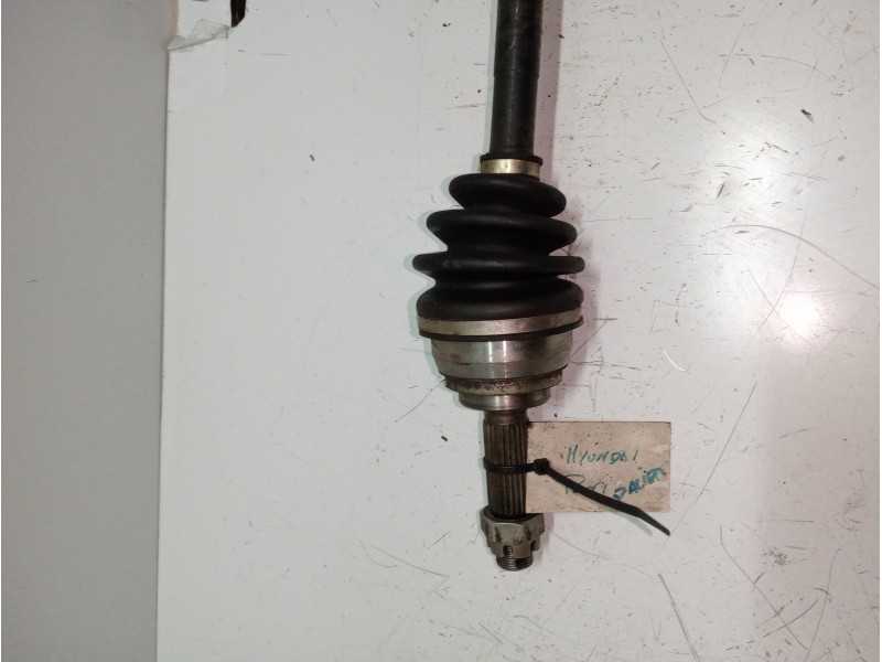 Recambio de transmision delantera derecha para hyundai pony (x2) 1.5 ls referencia OEM IAM    Recambio de transmision delantera derecha para hyundai pony (x2) 1.5 ls referencia OEM IAM