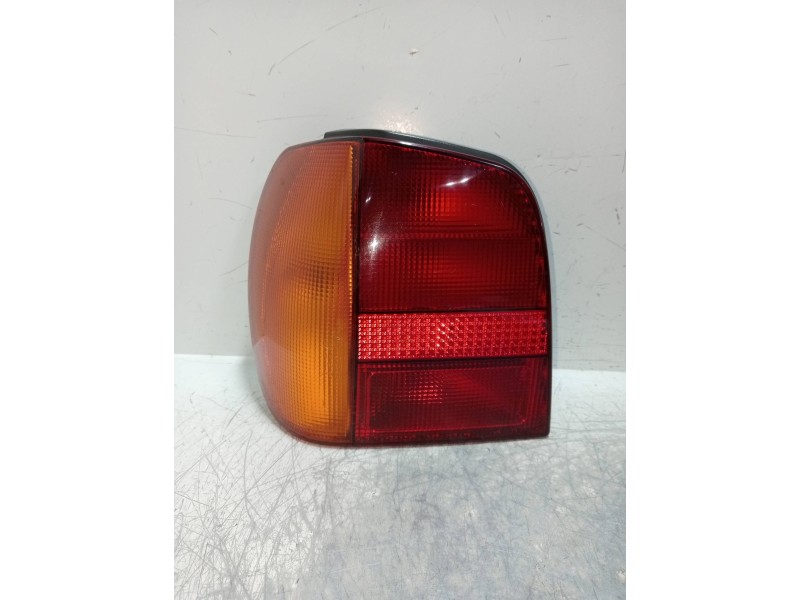 Recambio de piloto trasero izquierdo para volkswagen polo berlina (6n1) básico referencia OEM IAM   