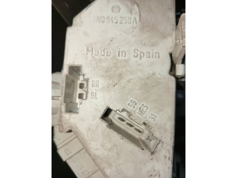 Recambio de piloto trasero derecho para volkswagen polo berlina (6n1) air referencia OEM IAM 6N0945096  