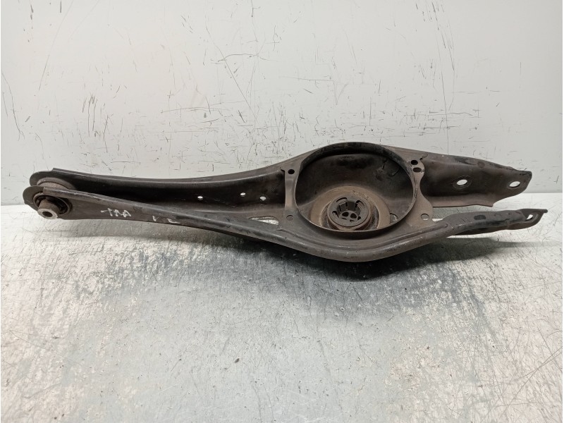 Recambio de brazo suspension inferior trasero izquierdo para skoda superb (3v3) active referencia OEM IAM 3Q0505311E  