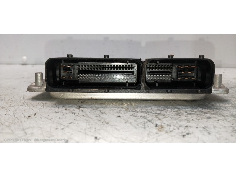 Recambio de centralita motor uce para ford galaxy (vy) ambiente referencia OEM IAM 0281011143 038906019LR 3M2112A650GA