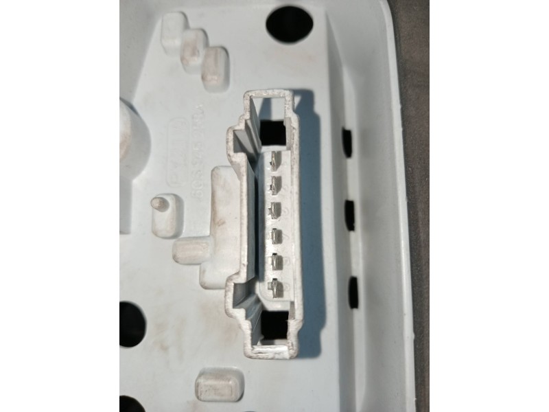 Recambio de piloto trasero derecho para volkswagen polo (9n1) conceptline referencia OEM IAM 6Q6945096G  