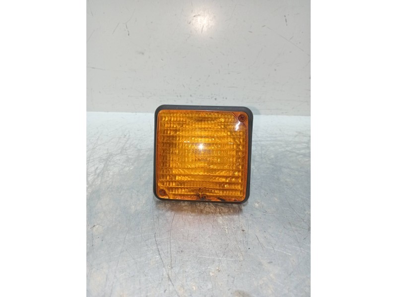 Recambio de piloto delantero izquierdo para u.m.m. jabato 4x4 2.5d referencia OEM IAM   