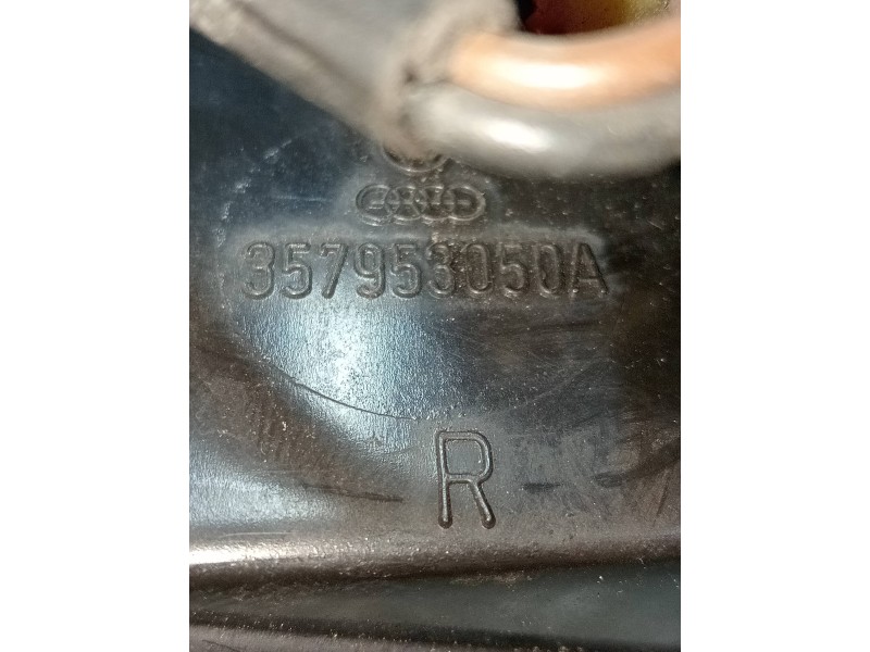 Recambio de piloto delantero derecho para volkswagen passat berlina (312) cl referencia OEM IAM 357953050A  