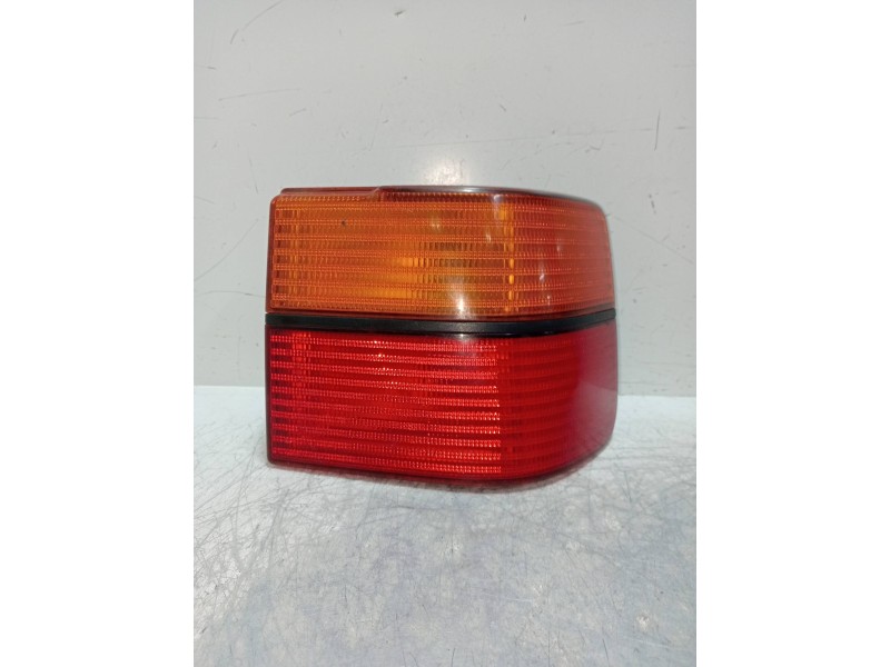 Recambio de piloto trasero derecho para volkswagen vento (1h2) 1.6 referencia OEM IAM 1H5945112  