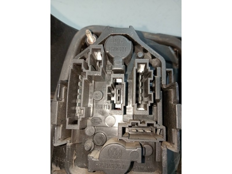 Recambio de piloto trasero derecho para volkswagen vento (1h2) 1.6 referencia OEM IAM 1H5945112  