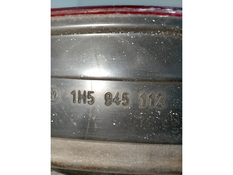 Recambio de piloto trasero derecho para volkswagen vento (1h2) 1.6 referencia OEM IAM 1H5945112  