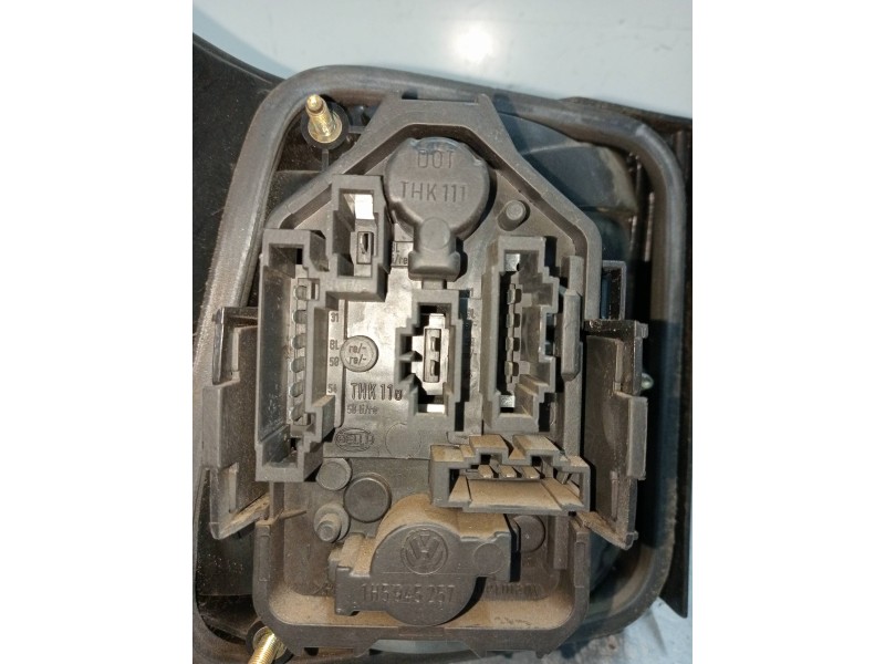 Recambio de piloto trasero derecho para volkswagen vento (1h2) 1.9 tdi referencia OEM IAM 1H5945112  