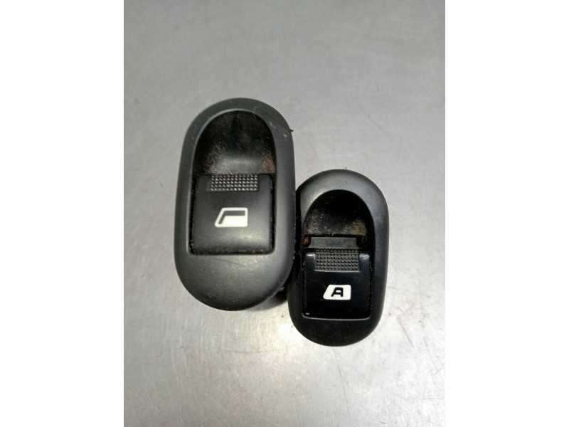 Recambio de mando elevalunas delantero izquierdo para citroen c3 1.4 hdi cool referencia OEM IAM 96605364XT 96401469XT CENTRAL
