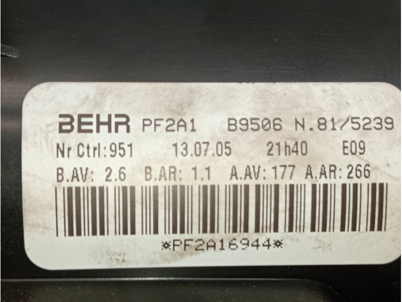 Recambio de motor calefaccion para peugeot 307 break/sw (s2) 1.6 16v cat referencia OEM IAM PF2A16944 PF2A1B9506  Recambio de motor calefaccion para peugeot 307 break/sw (s2) 1.6 16v cat referencia OEM IAM PF2A16944 PF2A1B9506