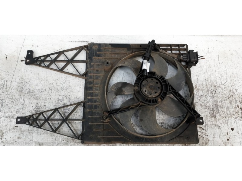 Recambio de electroventilador para volkswagen golf iv berlina (1j1) conceptline referencia OEM IAM 1J0121207L  