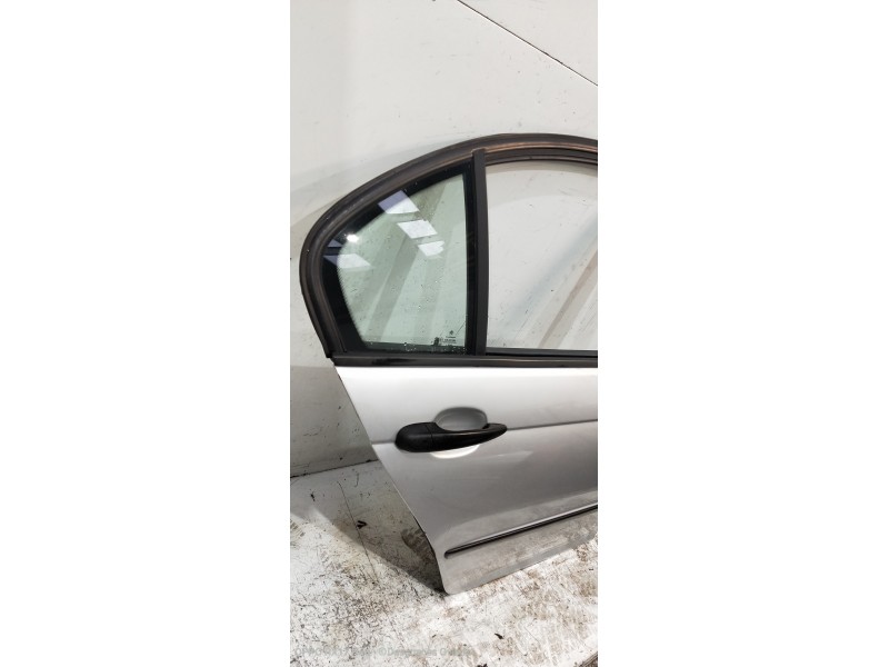 Recambio de puerta trasera derecha para bmw serie 3 berlina (e46) 320d referencia OEM IAM   4P