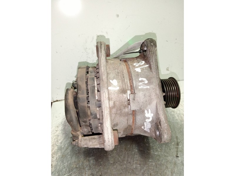 Recambio de alternador para volkswagen golf iv berlina (1j1) conceptline referencia OEM IAM 037903025  