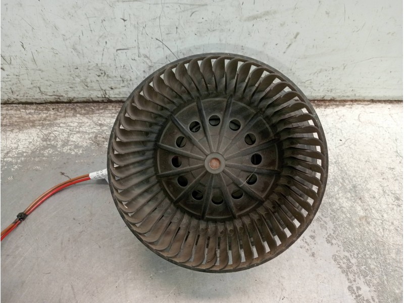 Recambio de motor calefaccion para renault twingo (co6) 1.2 (c066/67/68) referencia OEM IAM 0130063102 52479327 