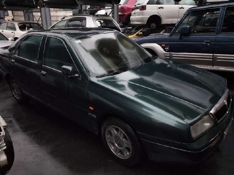 lancia kappa berlina del año 2000
