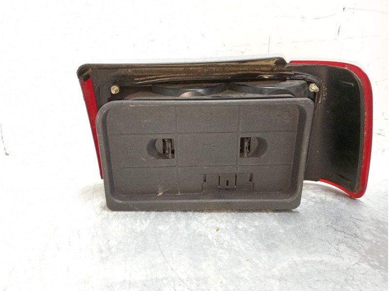 Recambio de piloto trasero izquierdo para volvo serie 440 1.8 referencia OEM IAM   