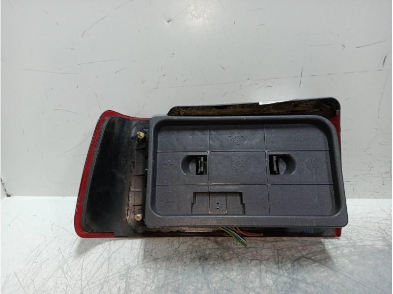 Recambio de piloto trasero derecho para volvo serie 460 2.0i action referencia OEM IAM   