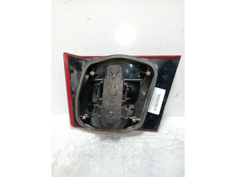 Recambio de piloto trasero izquierdo interior para volvo serie 940 berlina/familiar 2.4 td berlina referencia OEM IAM   