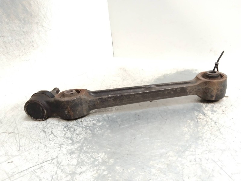 Recambio de brazo suspension inferior delantero izquierdo para mitsubishi galant berlina (ea0) 2.0 cat referencia OEM IAM   