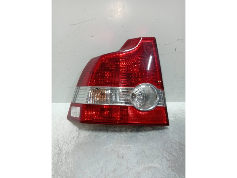 Recambio de piloto trasero izquierdo para volvo s40 berlina 1.8 kinetic referencia OEM IAM   